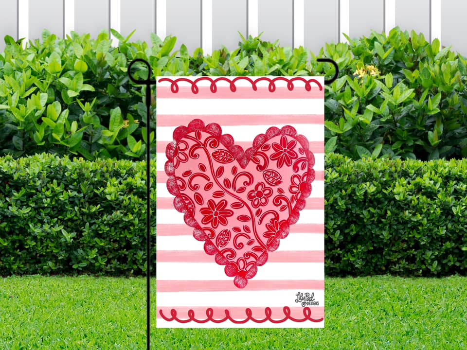 Pink/red heart - Garden Flag